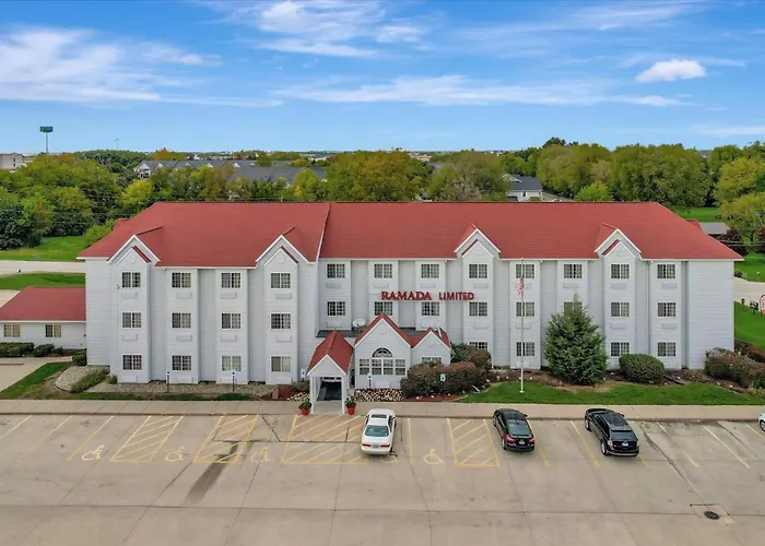 Pets Allowed Hotel Ramada Limited By Wyndham, Bloomington I-55 & I-74 Il